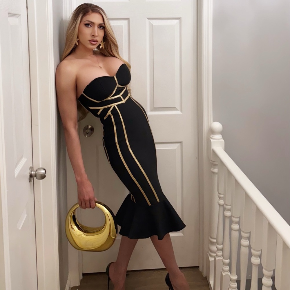 Elegant Strapless Black and Gold Dress side small and medium perfect for ocasion